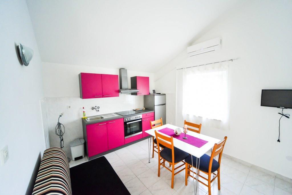 Apartments Valentina Petrčane Exterior foto